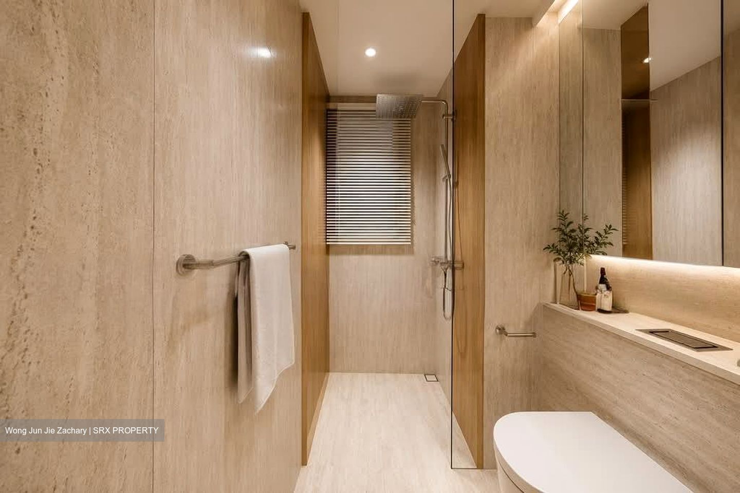 Old Airport Road (D14), Condominium #581925071